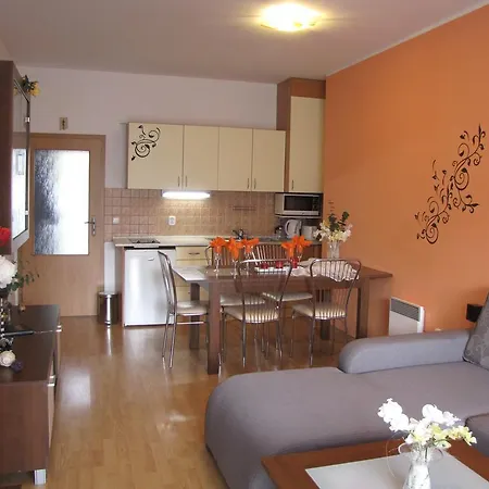 Apartment D2 *